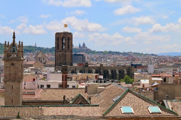 Reviews about real estate developers in Barcelona, Spain