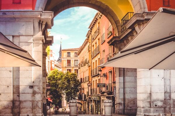 Reseñas de promotores inmobiliarios en Madrid, España
