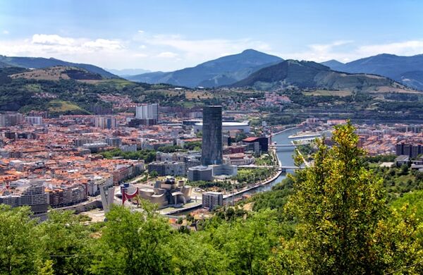Reseñas de promotores inmobiliarios en Bilbao, España