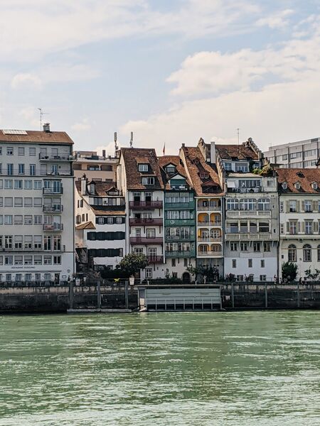Reviews about real estate agencies in Basel, Switzerland