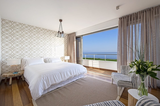 Akamas Bay Villas is an exquisite premium beachfront complex located in one of the most beautiful corners of Cyprus, near the Akamas Peninsula. Here, modern architecture and unique design blend harmoniously, turning each villa into your personal para Akamas Bay Villas