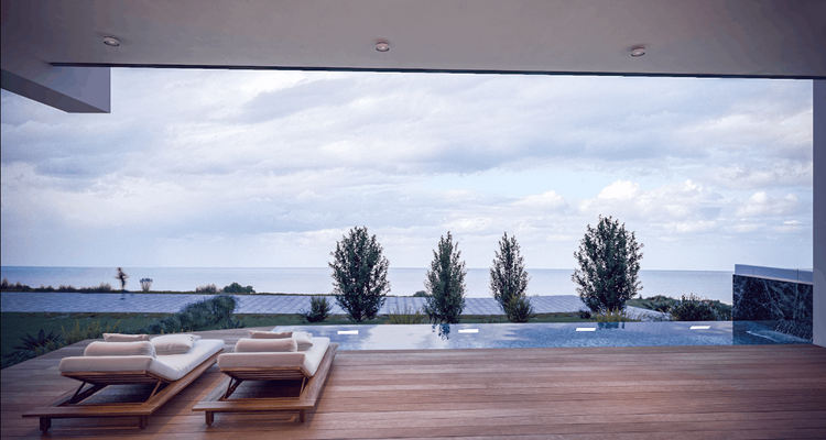 Queens Sands Beachfront Villas
