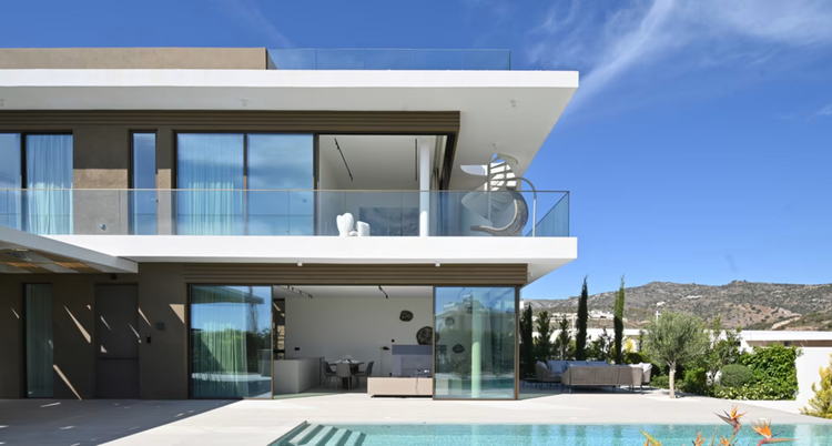 Palisandro Hills
