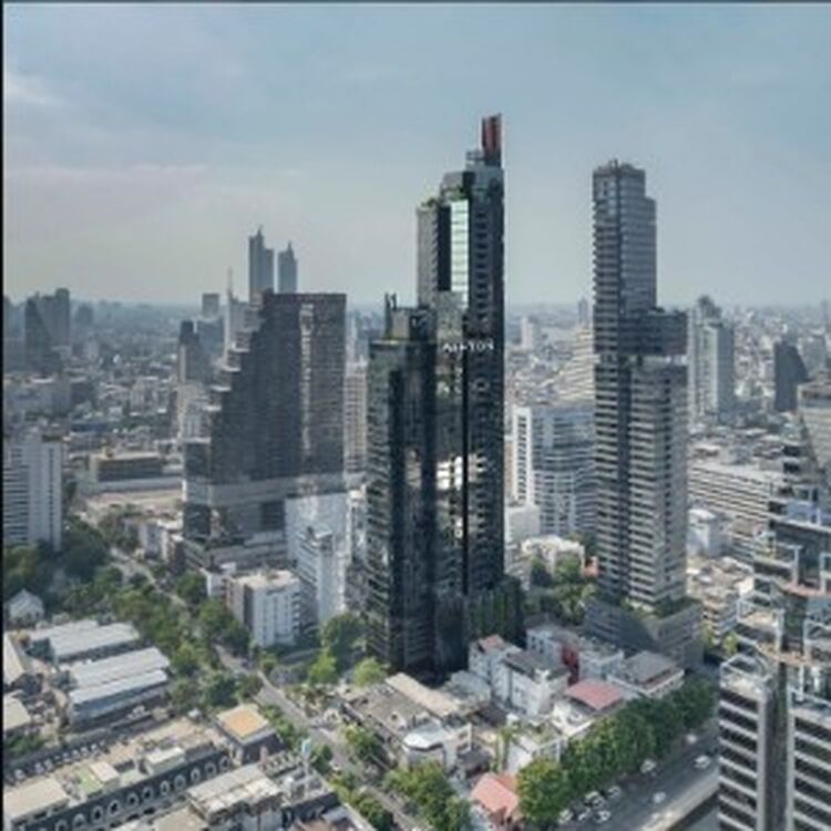 Ashton Silom