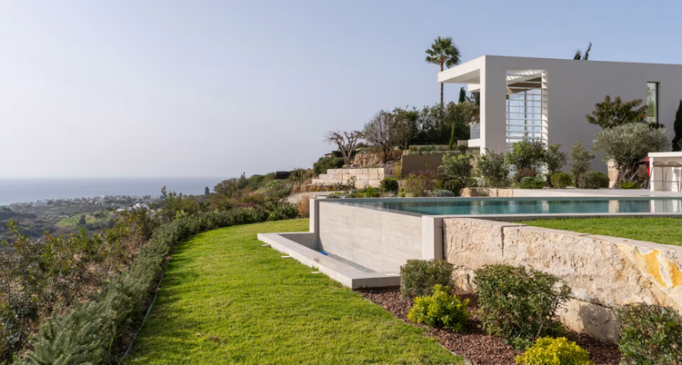 Palisandro Hills