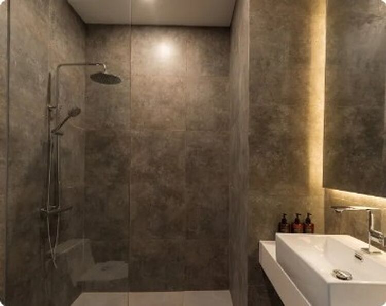 Sunny Batu Bolong — жилой комплекс от застройщика Sunny Development Group, расположенный в 500 метрах от пляжа Бату Болонг в Чангу, популярном месте на Бали. На территории комплекса предусмотрены парковочные места и частный бассейн. В Sunny Batu Bolo Sunny Batu Bolong