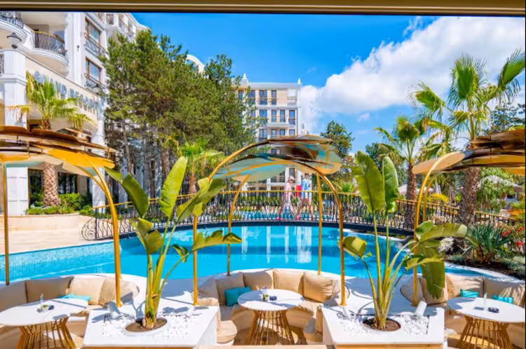 Harmony Suites Premium
