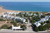 Akamas Bay Villas is an exquisite premium beachfront complex located in one of the most beautiful corners of Cyprus, near the Akamas Peninsula. Here, modern architecture and unique design blend harmoniously, turning each villa into your personal para Akamas Bay Villas