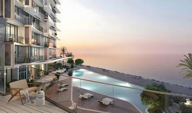 Ellington Properties has unveiled Cala Del Mar, a 16-story residential development located on Al Marjan Island. It offers a collection of studios and one to three-bedroom apartments, as well as a single four-bedroom residence.
The offered units rang Cala Del Mar