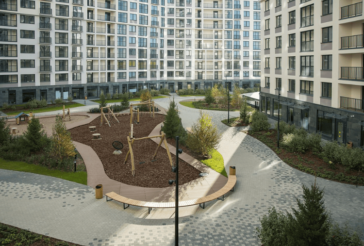 GloraX Zanevsky is a large-scale, multi-format residential complex located on Zanevsky Avenue in Saint Petersburg, designed for modern, active urban dwellers who refuse to compromise on comfort and quality of life.
Thanks to its strategic location a GloraX Zanevsky