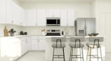 Esta casa de dos plantas de nueva construcción ofrece una interpretación moderna de un diseño clásico. En la planta baja, la cocina estilo chef se abre a una amplia sala de estar con acceso directo al patio trasero, ideal para reuniones y momentos de Altamira