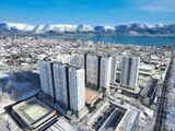 The modern "Oblaka" residential complex is located at the junction of the Southern and Central districts of Novorossiysk, offering residents a combination of well-developed infrastructure, excellent ecology, and proximity to both the sea and city cen Oblaka