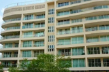 Hyde Park Residence 1 es un condominio situado en Soi Thap Phraya 4 en Pattaya, Chon Buri. Desarrollado por Matrix Developments y finalizado en 2008, el proyecto consta de un edificio de 7 plantas con un total de 79 unidades que van desde estudios ha Hyde Park Residence 1