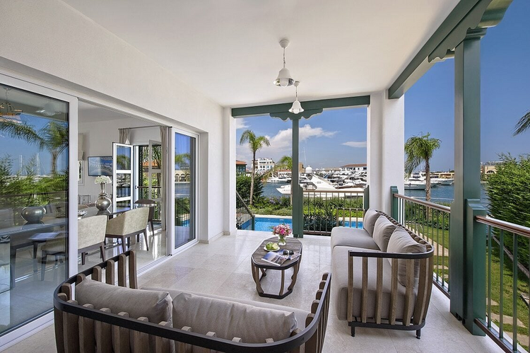 This is the most recognizable and unique project in Cyprus and the Eastern Mediterranean. The integrated full-service superyacht marina in Limassol is a unique blend of residential and commercial real estate, cultural institutions, and leisure facili Limassol Marina